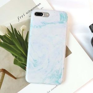 NEW iPhone 7/8 Blue Marble Case